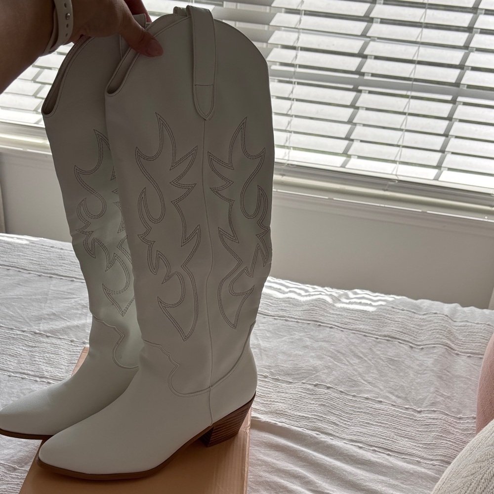 Billini Cream Western Heeled Boots